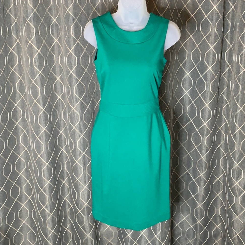 Banana Republic Green Knit Shift Dress